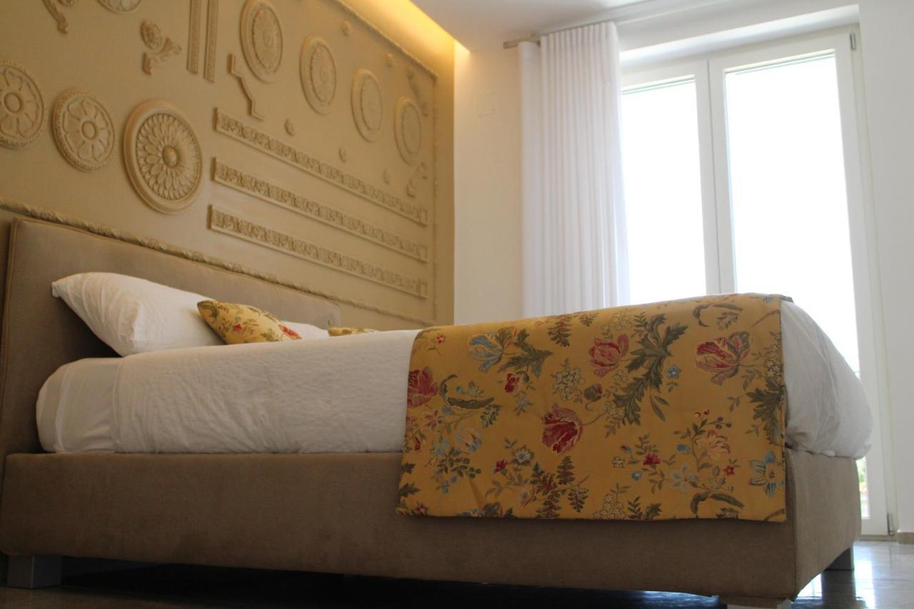 Il Cavaliere Bed And Breakfast Caserta Ngoại thất bức ảnh