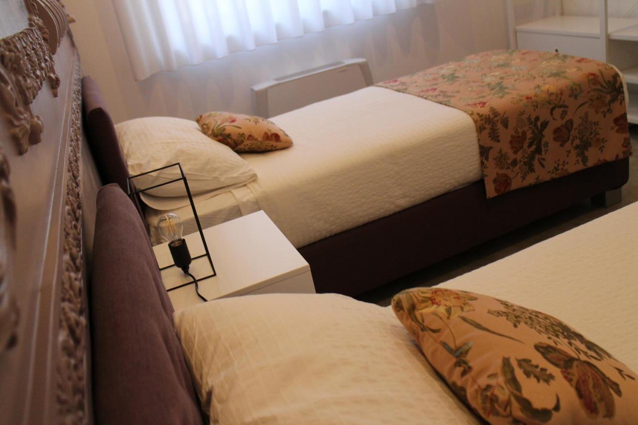 Il Cavaliere Bed And Breakfast Caserta Ngoại thất bức ảnh