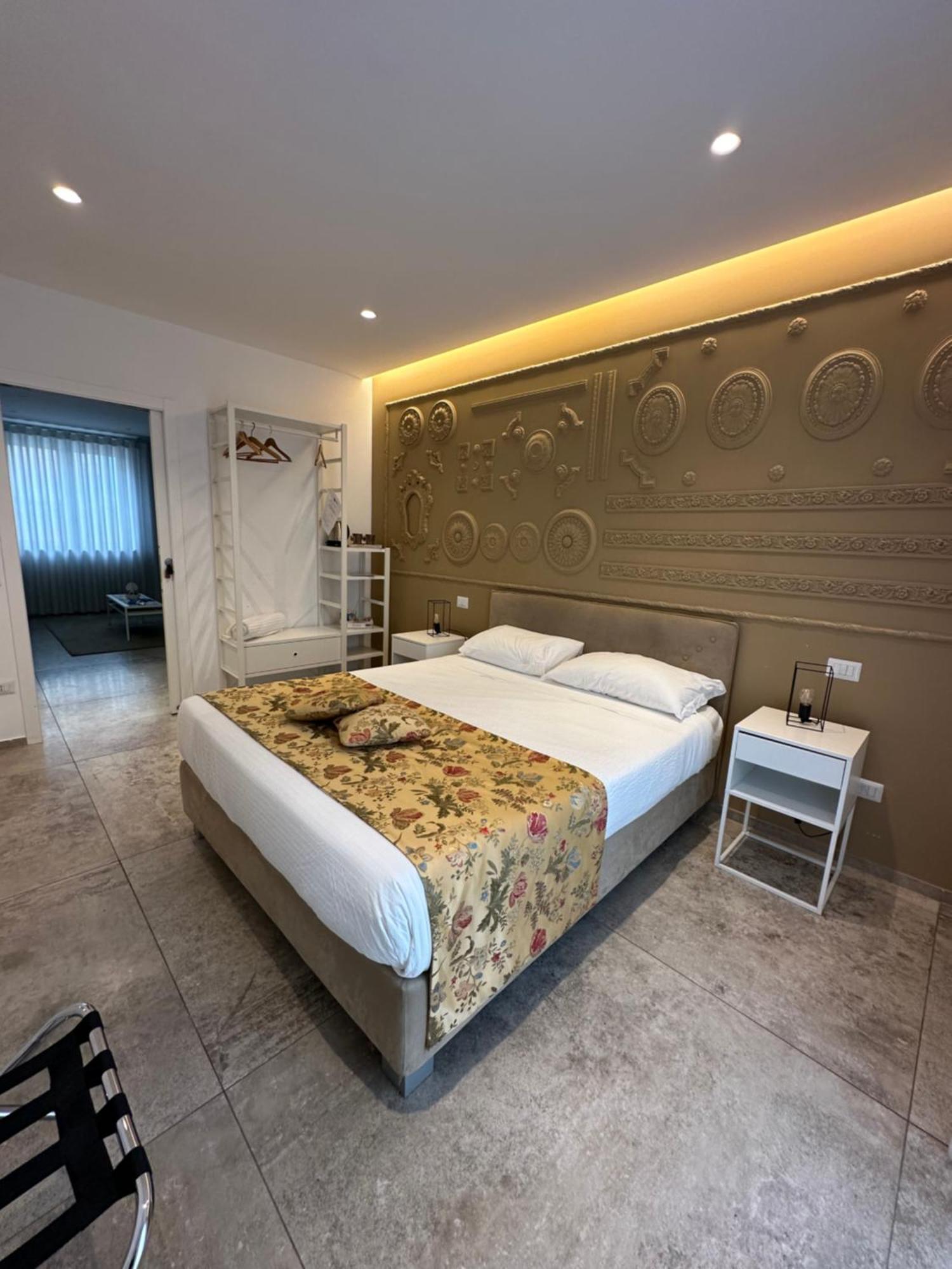 Il Cavaliere Bed And Breakfast Caserta Ngoại thất bức ảnh