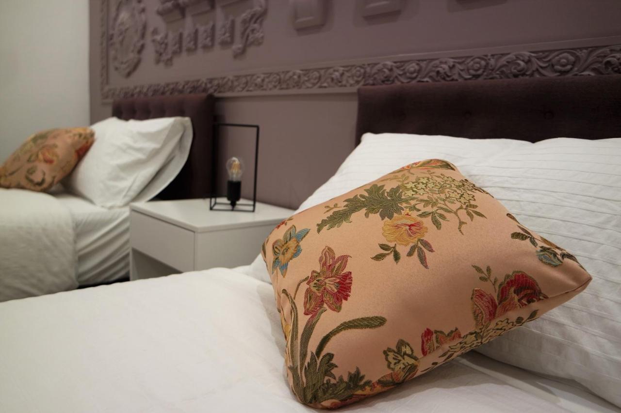 Il Cavaliere Bed And Breakfast Caserta Ngoại thất bức ảnh